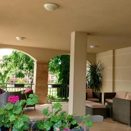 Apartamento Charming In Sorrento Sole Mare