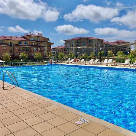 Charming In Sorrento Sole Mare Apartamento Sveti Vlas