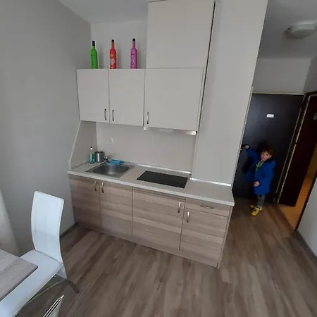 Apartment Charming In Sorrento Sole Mare Sveti Vlas